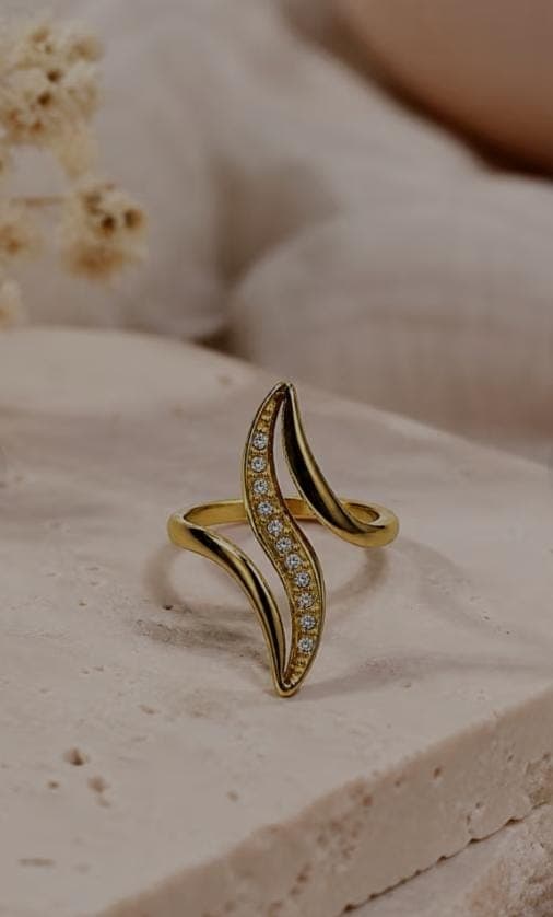 Gold Wave Crystal Open ,Zirconia Ring